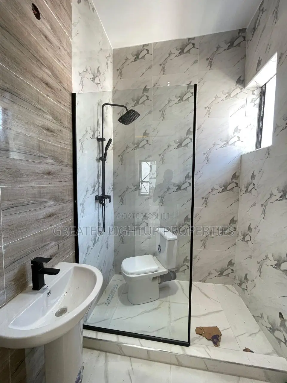 Furnished 4bdrm Duplex in Chevron Lekki for sale in Lekki