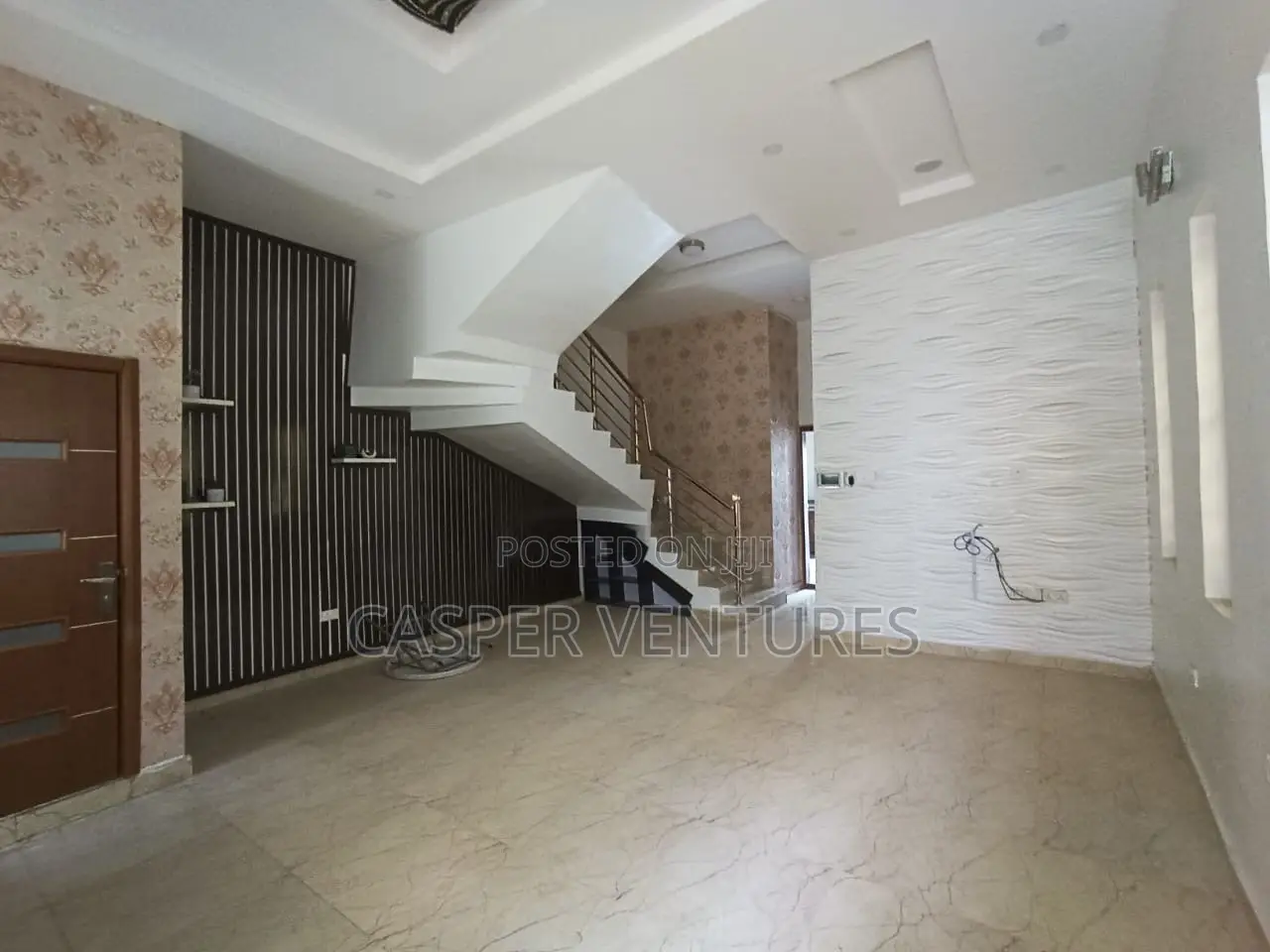 4bdrm Duplex in Alternative, Chevron for rent in Chevron