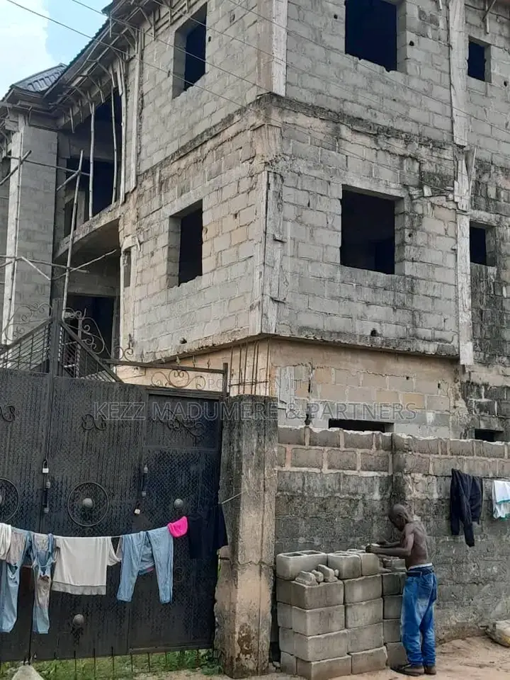 12bdrm Block of Flats in Naze , Owerri, Imo, Port-Harcourt for sale in Port-Harcourt