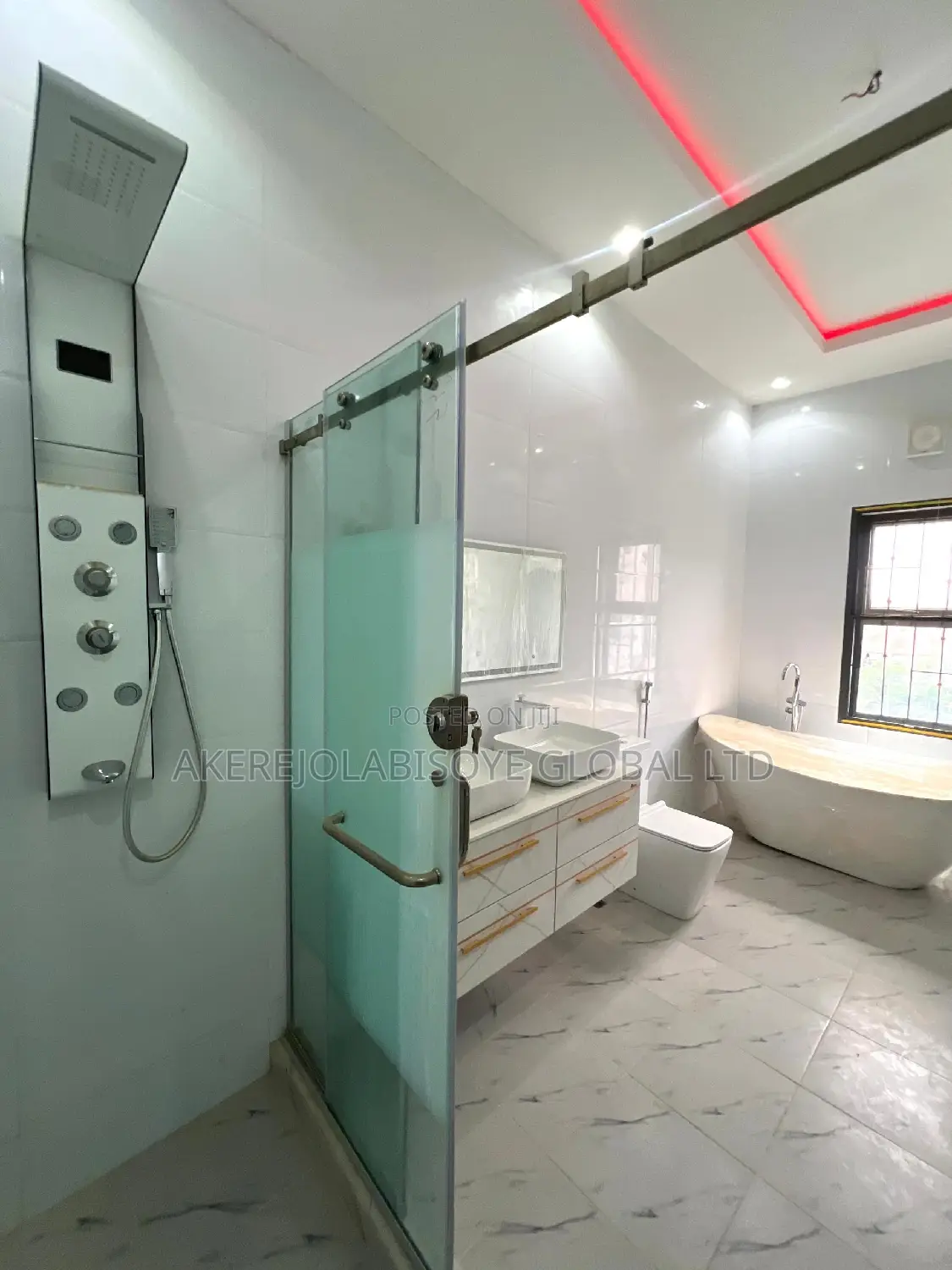 5bdrm Duplex in Guzape for sale in Guzape District