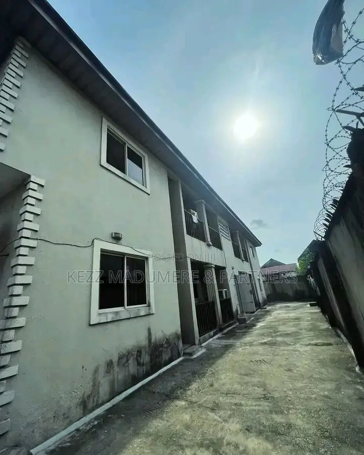 8bdrm Block of Flats in Ada George , Port for sale in Port-Harcourt