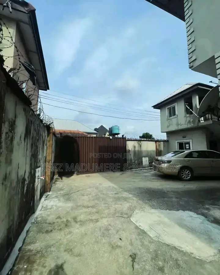 8bdrm Block of Flats in Ada George , Port for sale in Port-Harcourt