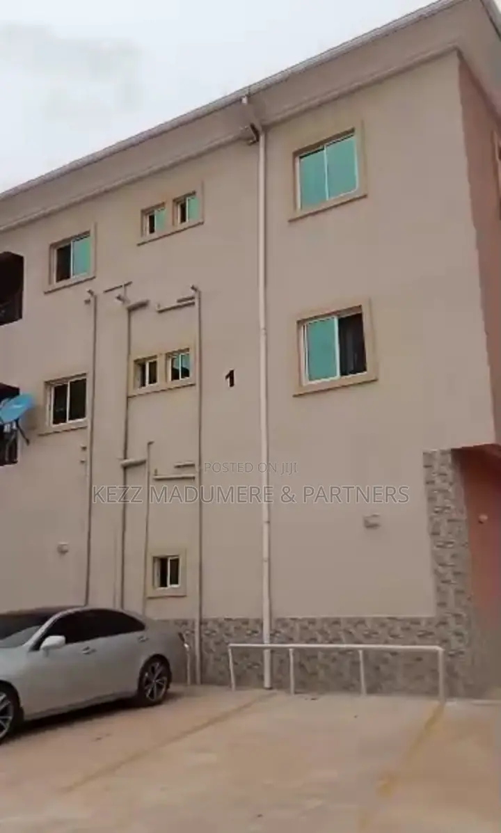 18bdrm Block of Flats in Centenary City for sale in Enugu