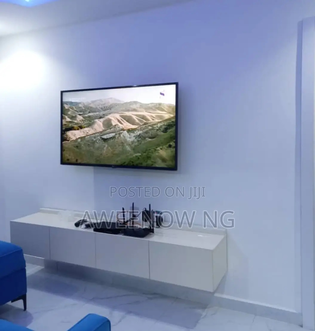 Cozy One Bedroom Flat in GRA Phase 2 Shangisha