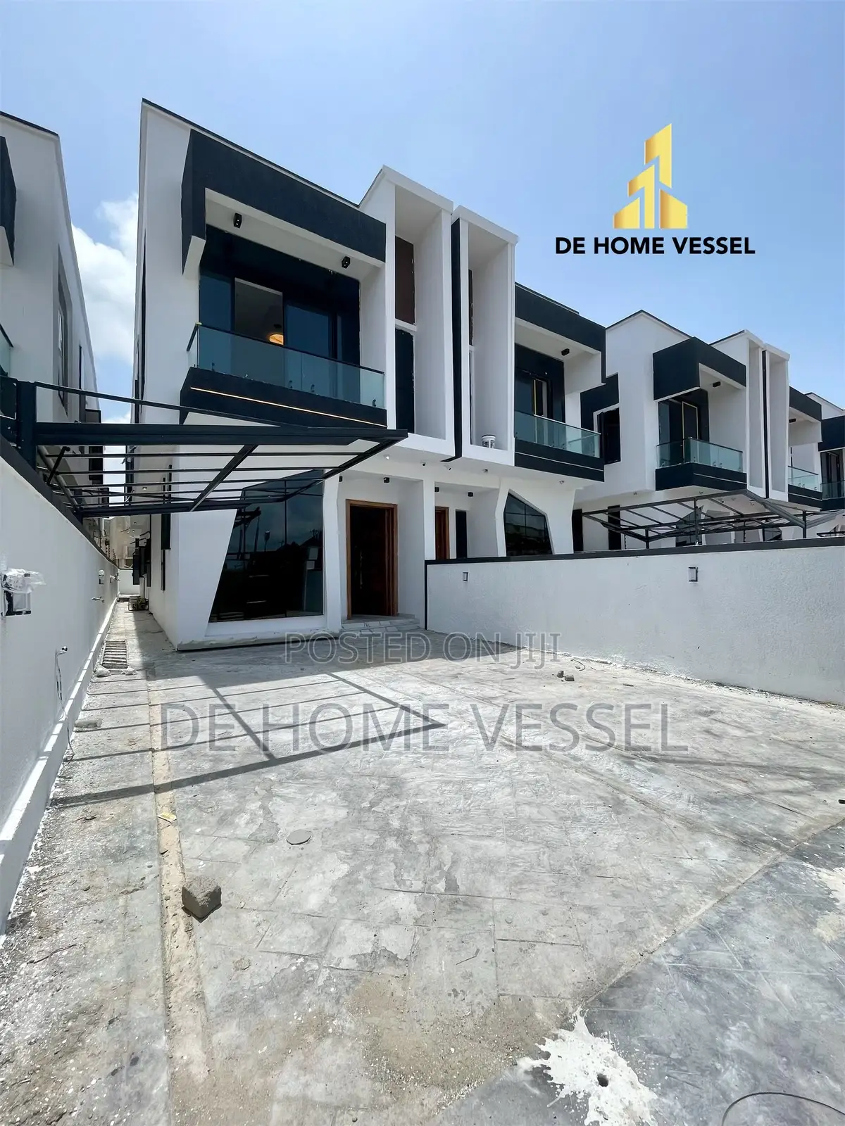 4bdrm Duplex in Lekki for sale in Lekki