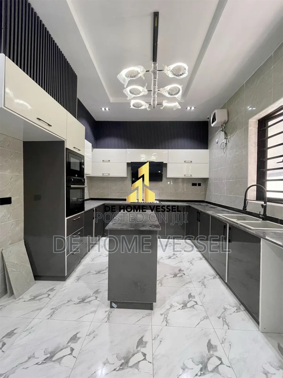 4bdrm Duplex in Lekki for sale in Lekki