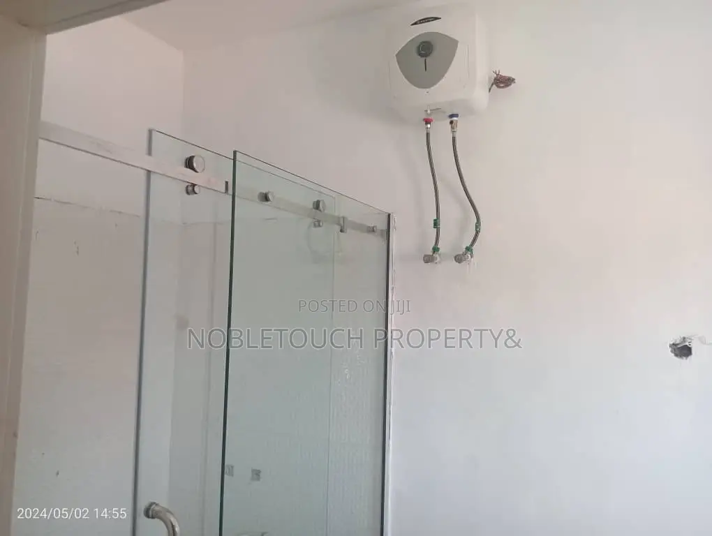 4bdrm Duplex in Egbeda Lagos for sale in Egbeda