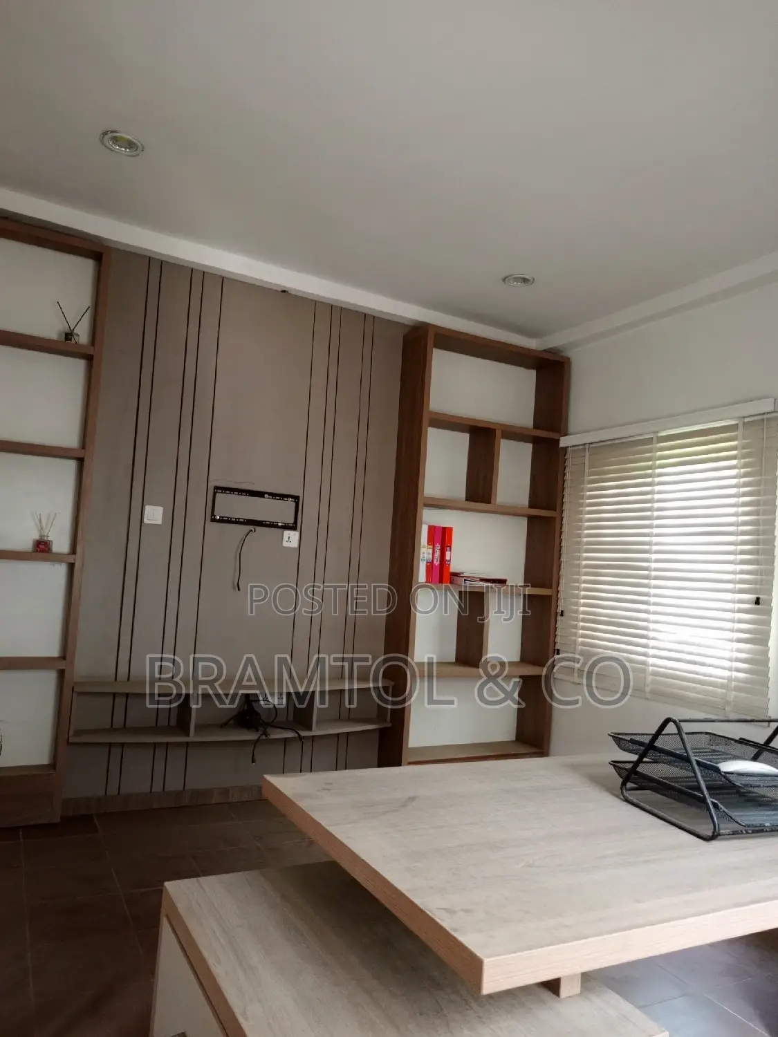 3bdrm Block of Flats in Utako for rent in Utako