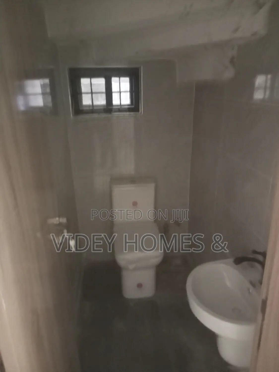 4bdrm Townhouse / Terrace in Jolly Estate, Guzape District for rent in Guzape District