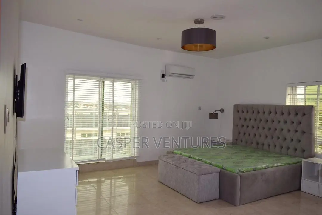 Furnished 3bdrm Apartment in Paradise 3, Chevron for rent in Chevron