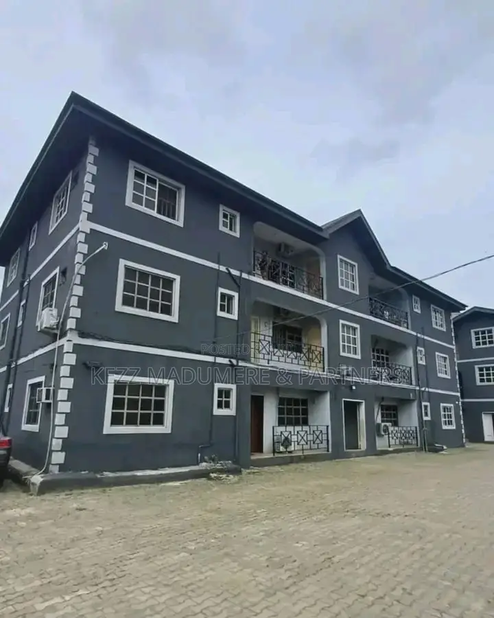 9bdrm Block of Flats in Off G.U.Aker Road , for sale in Port-Harcourt