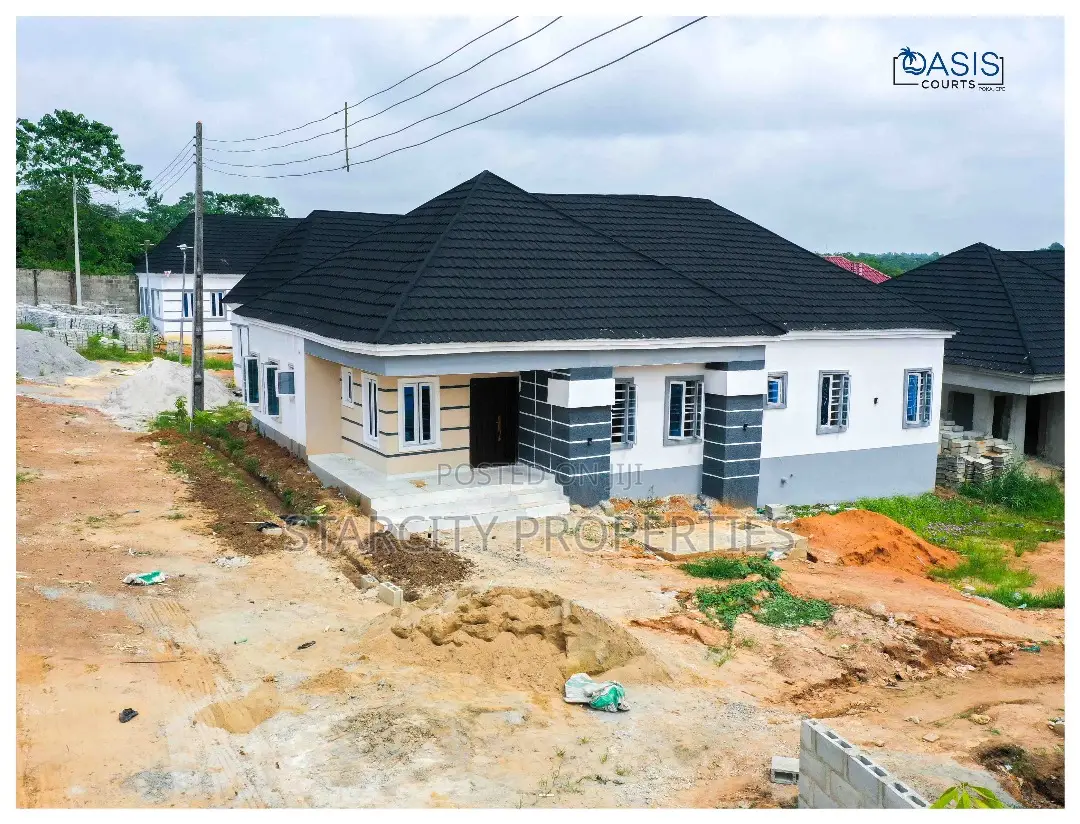 Furnished 3bdrm Bungalow in Queens Home, Obafemi-Owode for sale in Obafemi-Owode