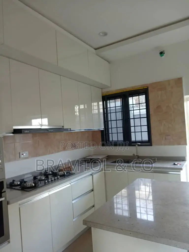 4bdrm Townhouse / Terrace in Guzape District for rent in Guzape District