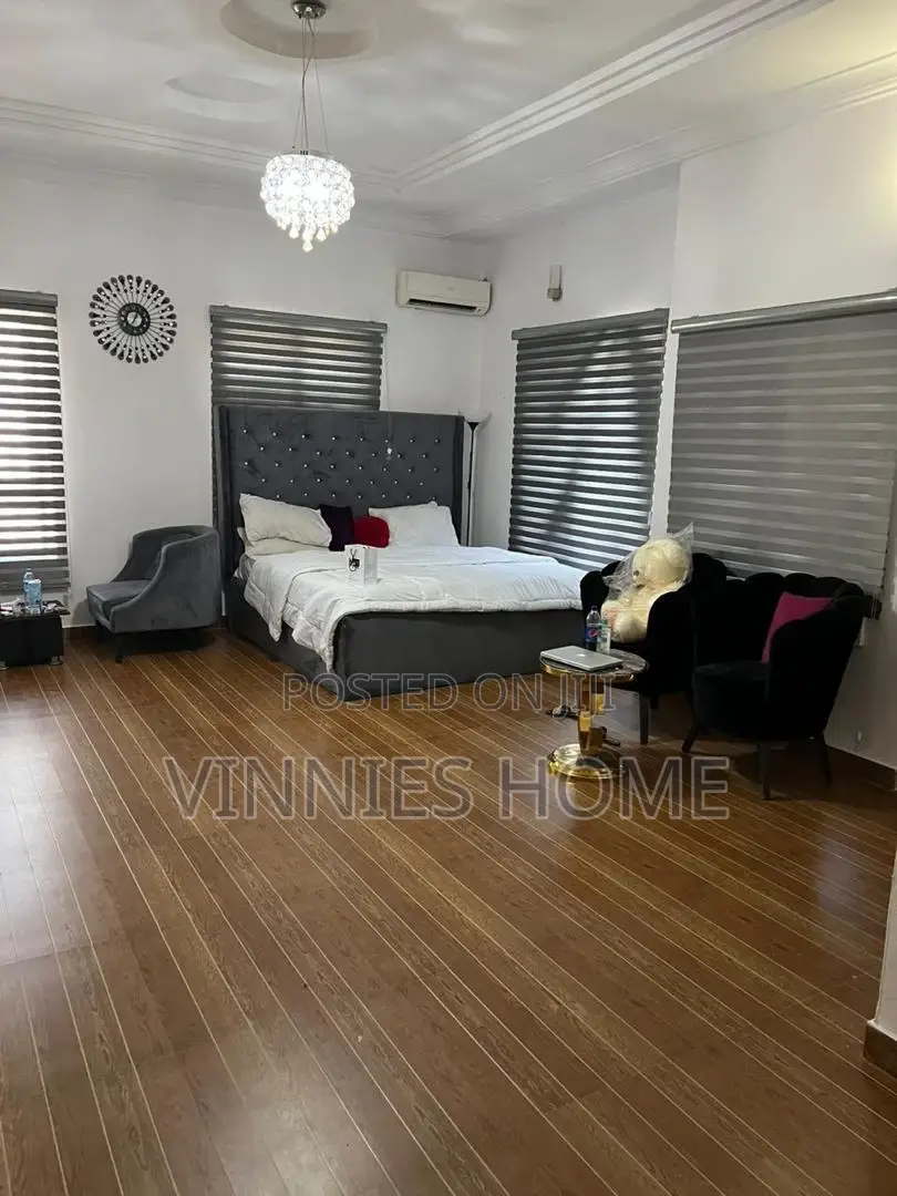 Girls Apartment in Ikate