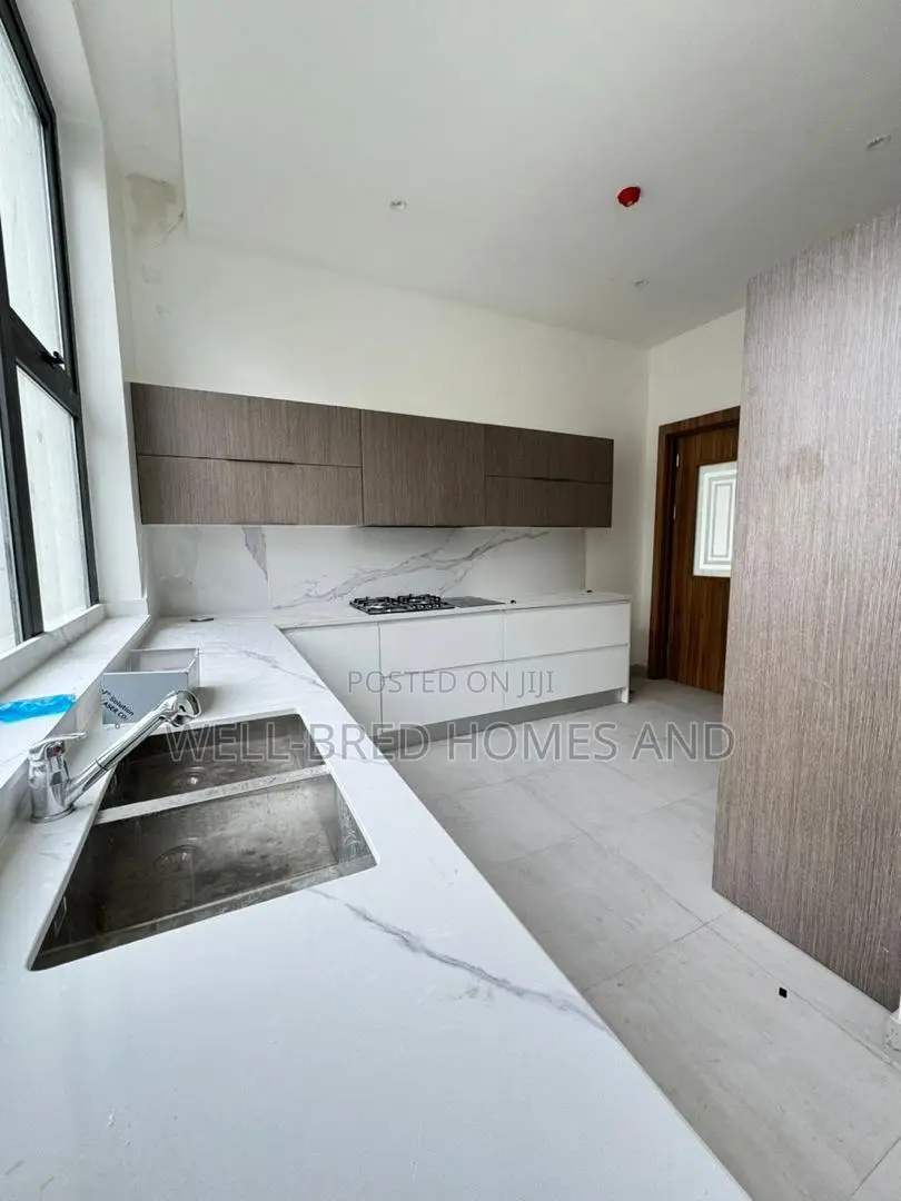 3bdrm Apartment in Ikoyi Lagos for rent in Ikoyi
