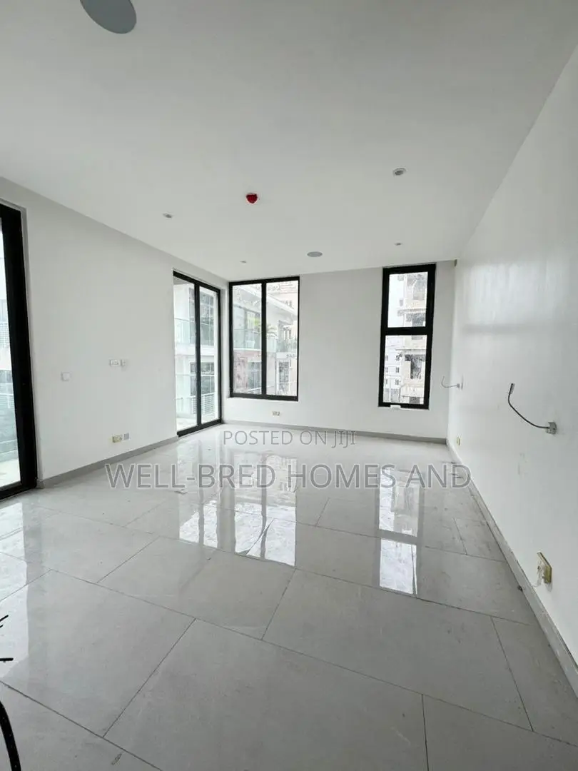 3bdrm Apartment in Ikoyi Lagos for rent in Ikoyi