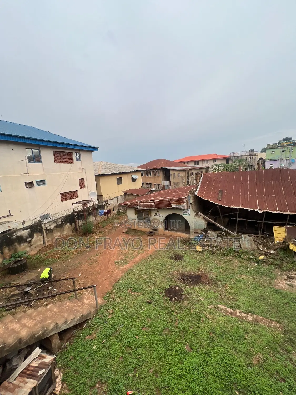 1250 SQM Land Facing Sango / Mokola Express Near Premier in Ibadan