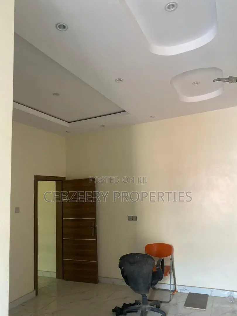 2bdrm Block of Flats in Magodo for rent in Magodo