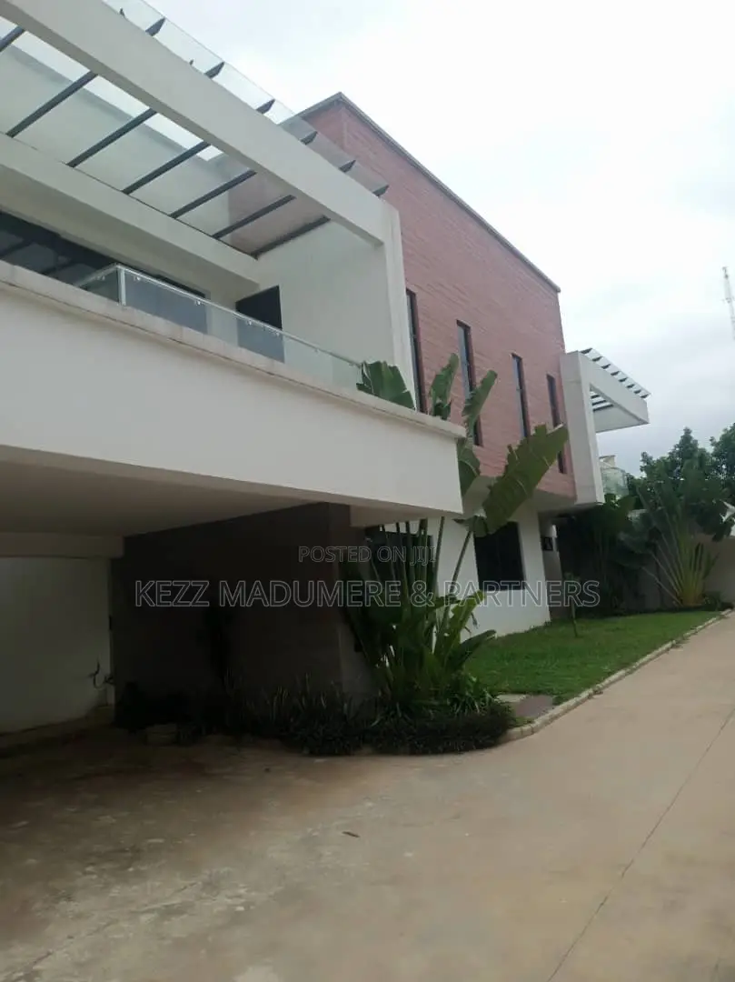 10bdrm Duplex in Asokoro Main ,Abuja for sale in Asokoro