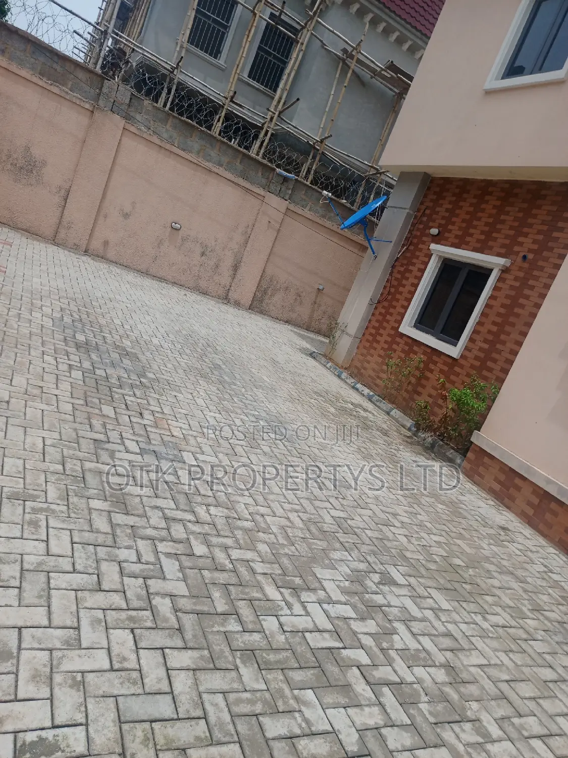 2bdrm Block of Flats in Fo1, Kubwa for rent in Kubwa