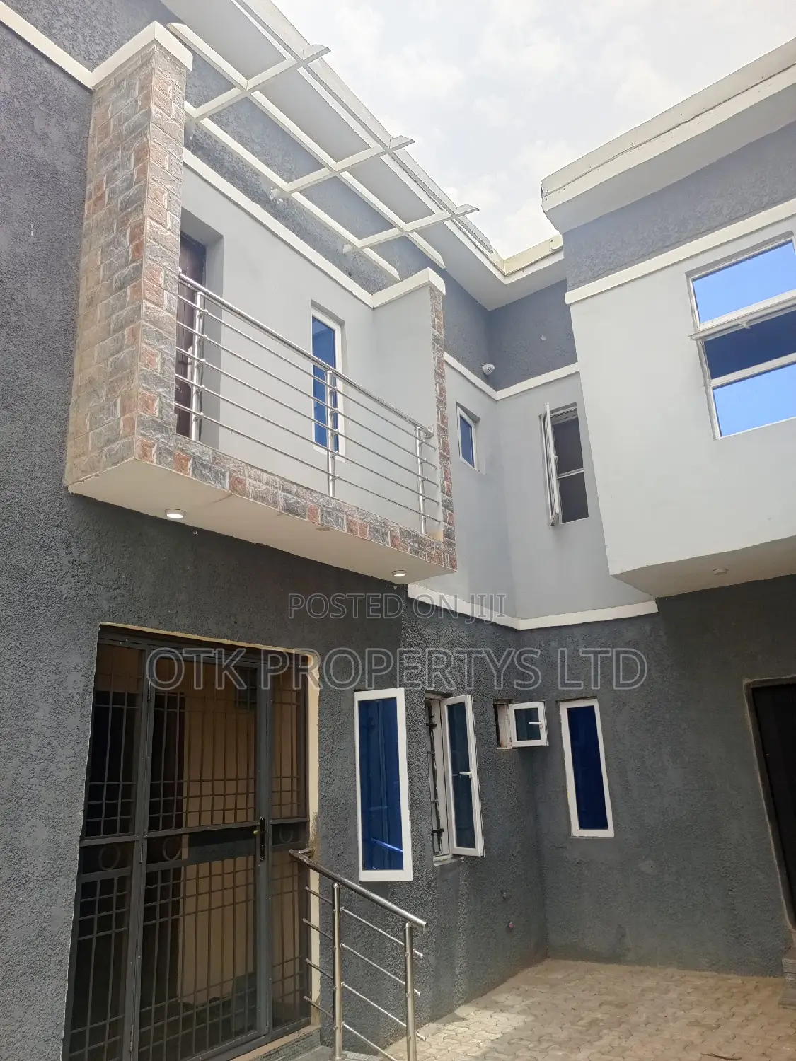 2bdrm Block of Flats in Fo1, Kubwa for sale in Kubwa