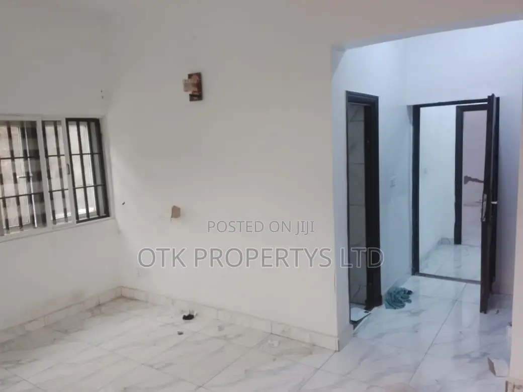 Furnished 3bdrm Block of Flats in Citec Villa Gwarimpa, Gwarinpa in Gwarinpa