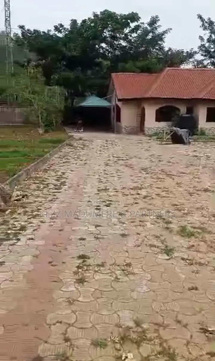 For Sale : Commercial ASOKORO 2500 SQMTRS LAND in Asokoro