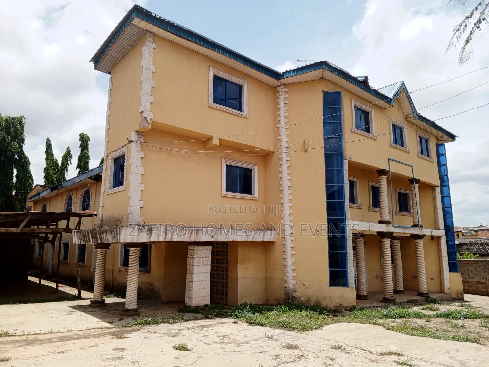 Big Hall,Offices and 2 Bedroom Apartment at Adeoyo Ring Road in Rind Road
