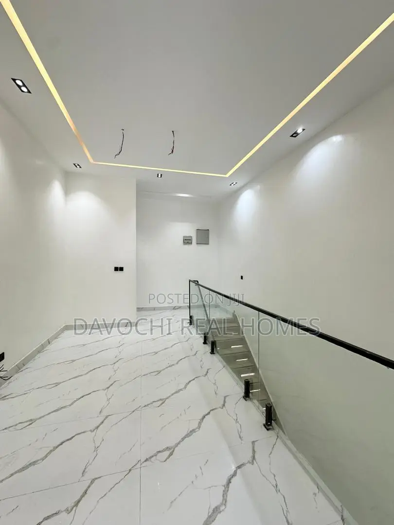 4bdrm Duplex in Chevron Drive, Lekki for rent in Lekki