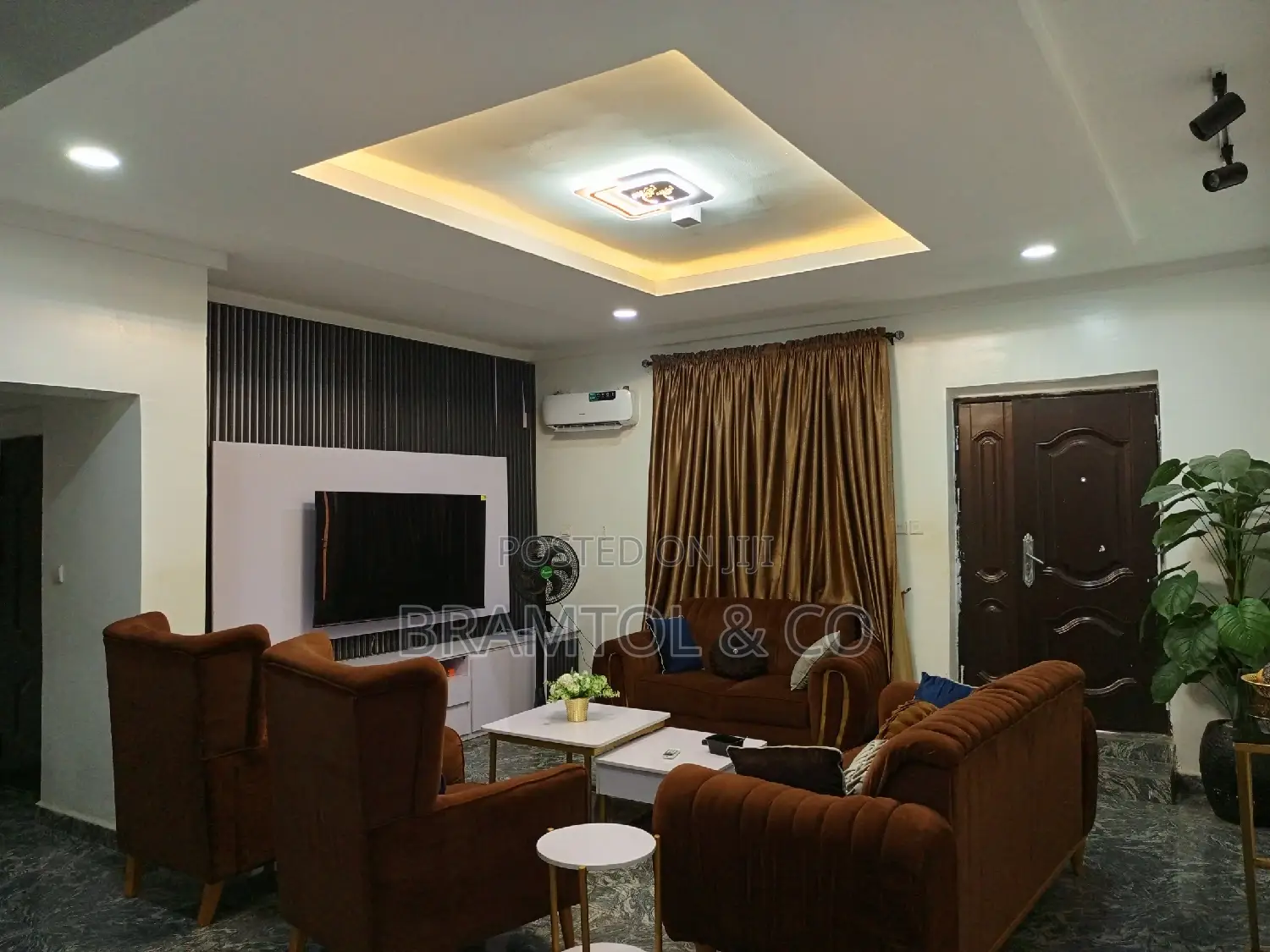 Furnished 3bdrm Block of Flats in Wuye for rent in Wuye