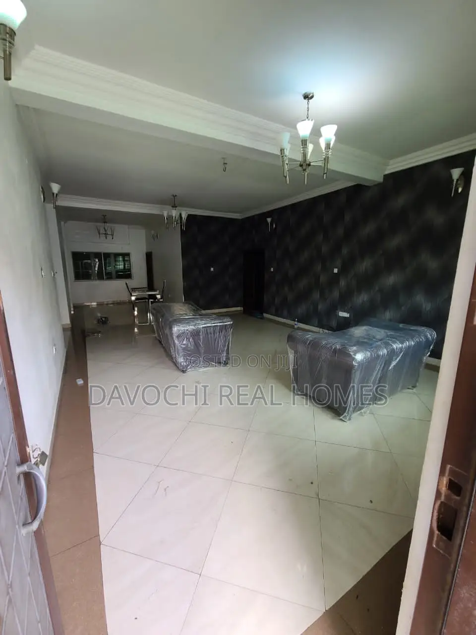 3bdrm Apartment in Lekki Phase One for rent in Lekki