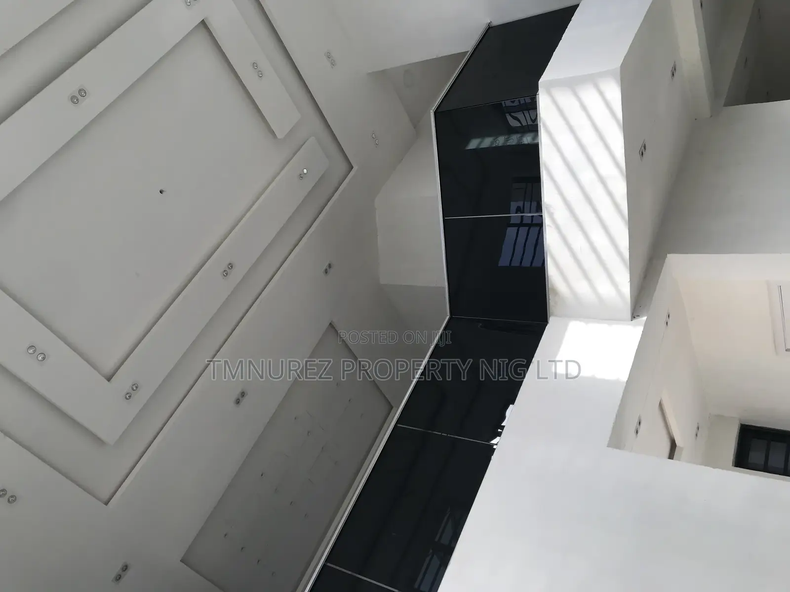 4bdrm Duplex in Phase1 for sale in Lekki Phase 1