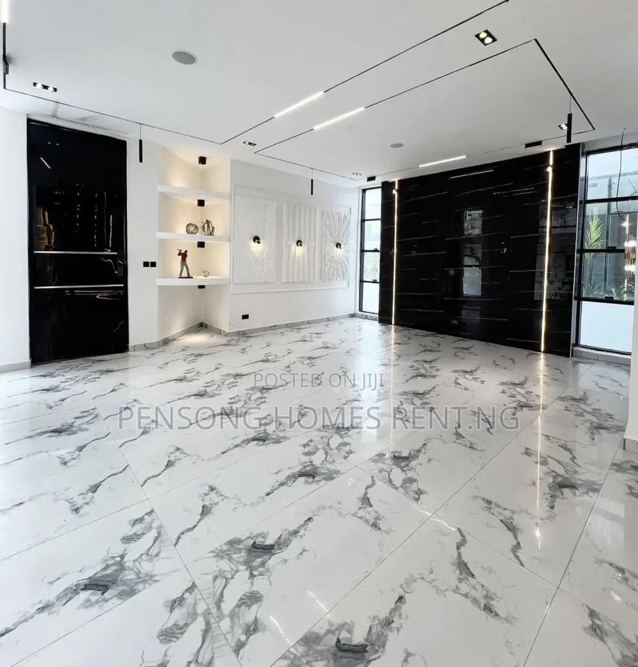 5bdrm Duplex in Chevron Estate for sale in Chevron