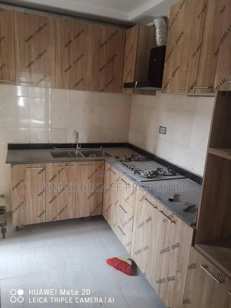 Furnished 3bdrm Block of Flats in Surulere for rent in Surulere