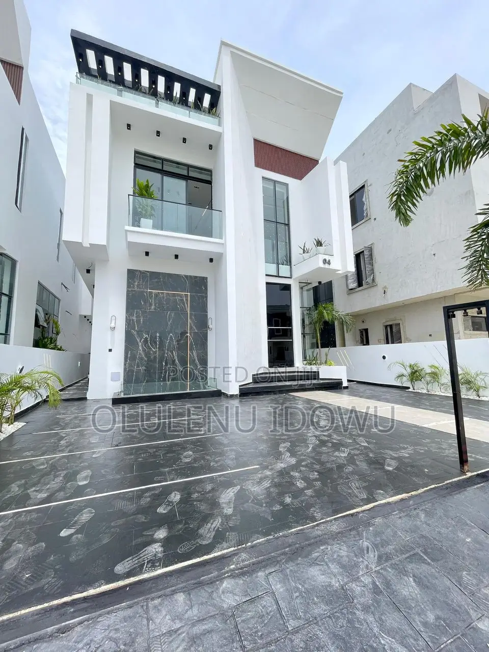 Furnished 5bdrm Duplex in Alimosho for sale in Alimosho