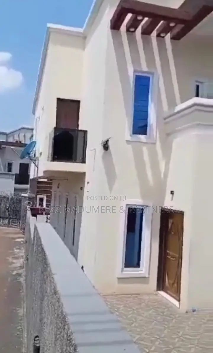 Furnished 4bdrm Duplex in New Haven , Enugu , for sale in Enugu