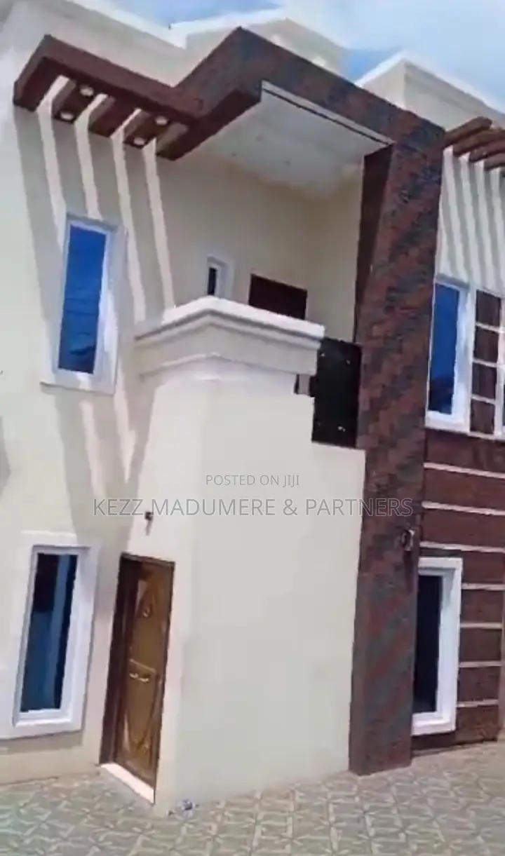 Furnished 4bdrm Duplex in New Haven , Enugu , for sale in Enugu