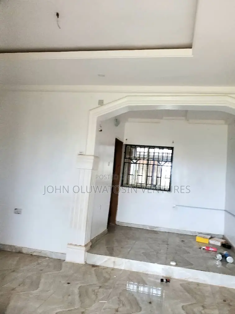 2bdrm Bungalow in Akingbinle, Moniya for rent in Moniya