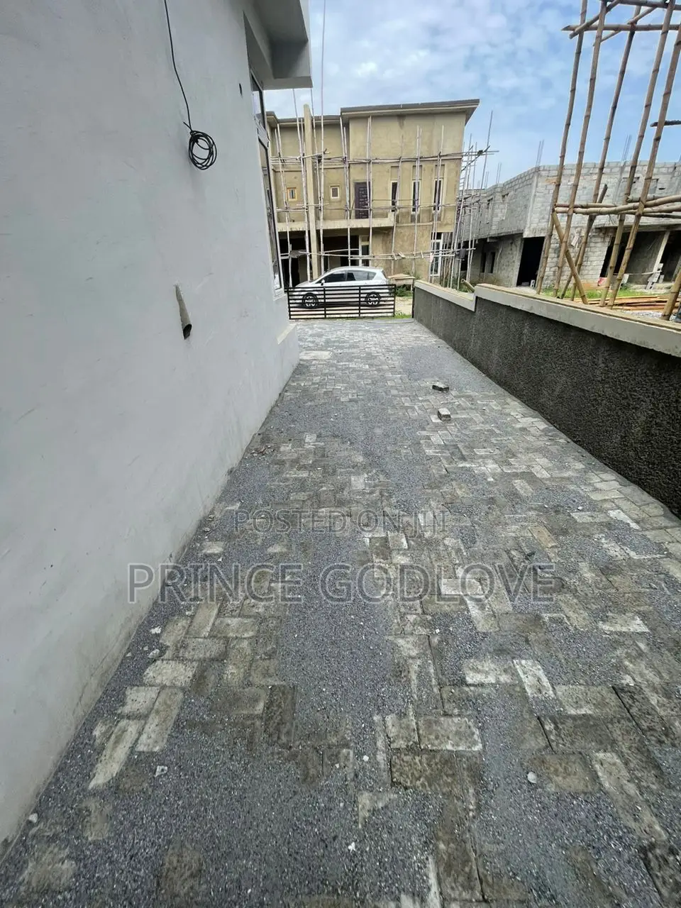 3bdrm Duplex in Dunu Estate, Dawaki for rent in Dawaki