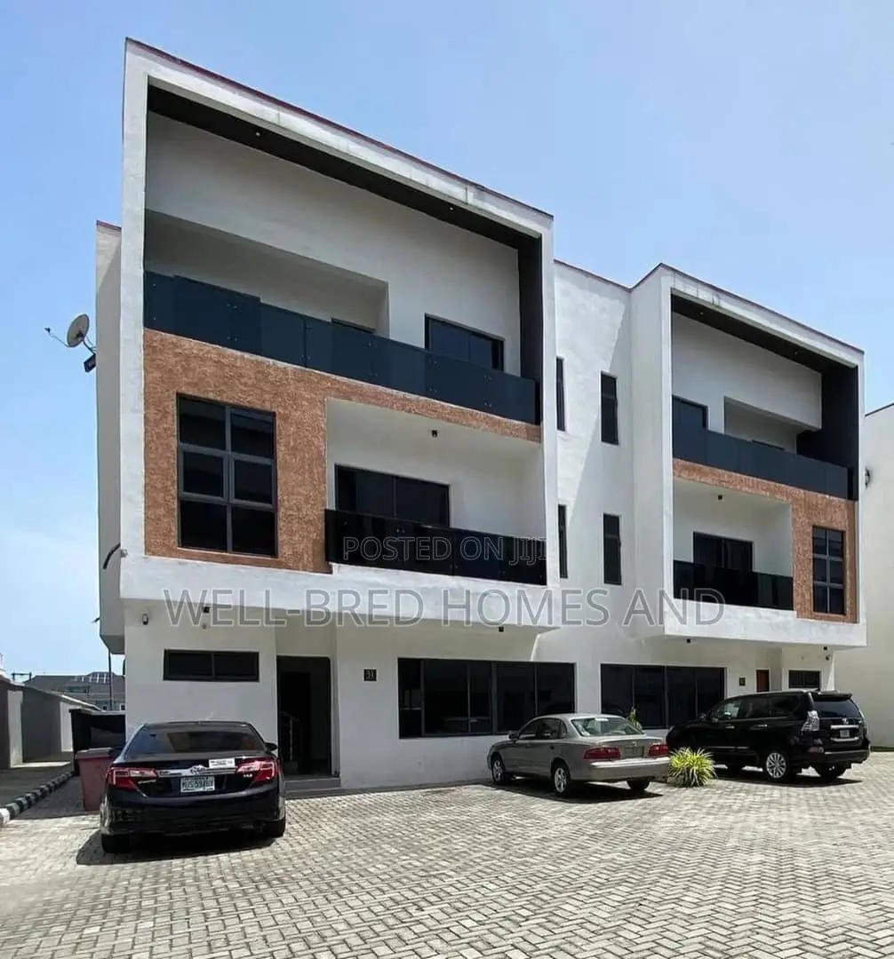 4bdrm Duplex in Lekki Phase 1 for rent in Lekki Phase 1