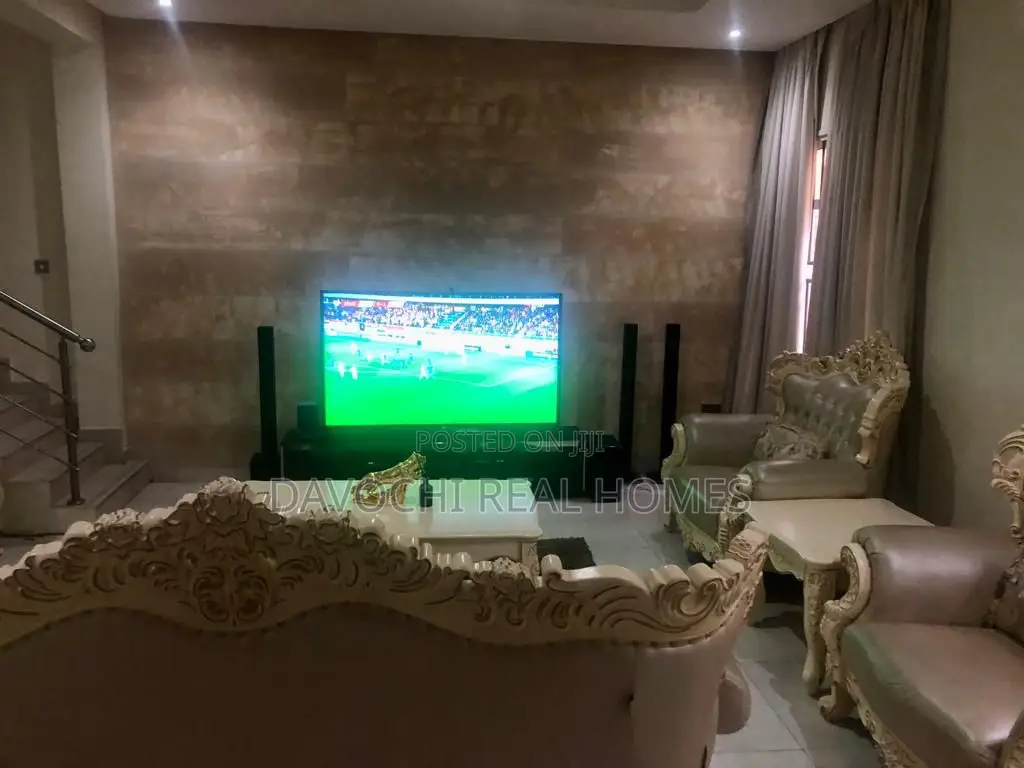 Furnished 4bdrm Duplex in Oniru, Victoria Island for rent in Victoria Island
