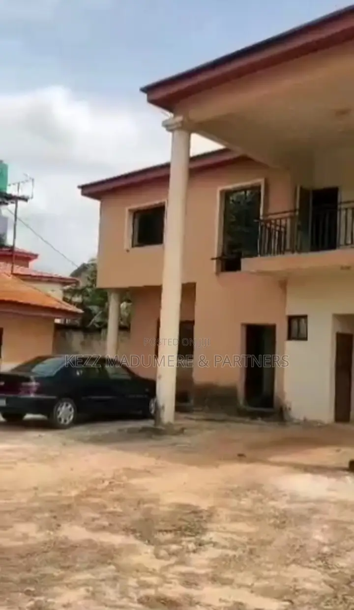 6bdrm Duplex in Gra , Enugu , Enugu for sale in Enugu