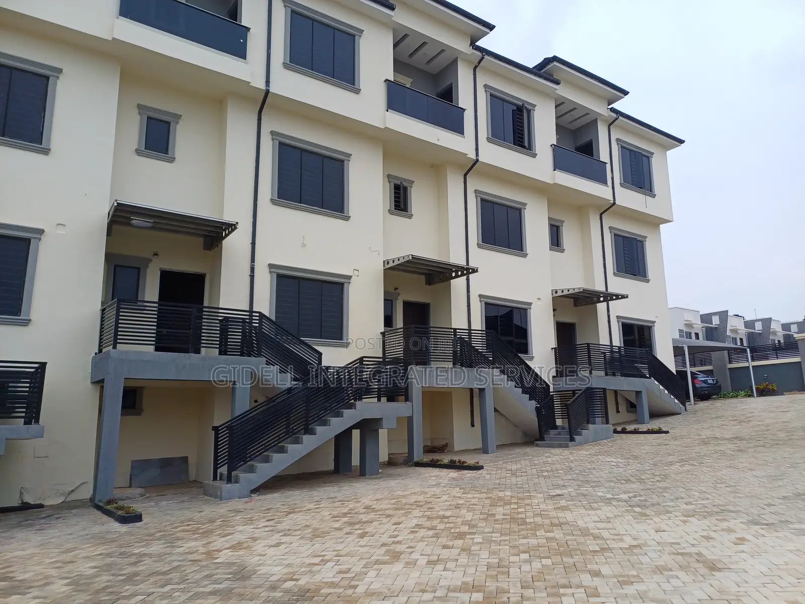 4bdrm Townhouse/Terrace in Guzape District for sale in Guzape District