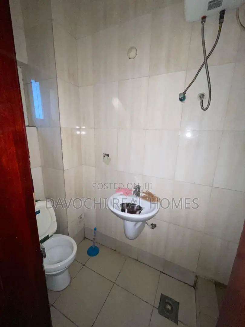 4bdrm Duplex in Osapa London, Lekki for rent in Lekki