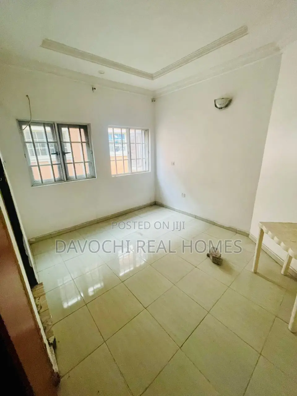 3bdrm Apartment in Lagos Business for rent in Ajah