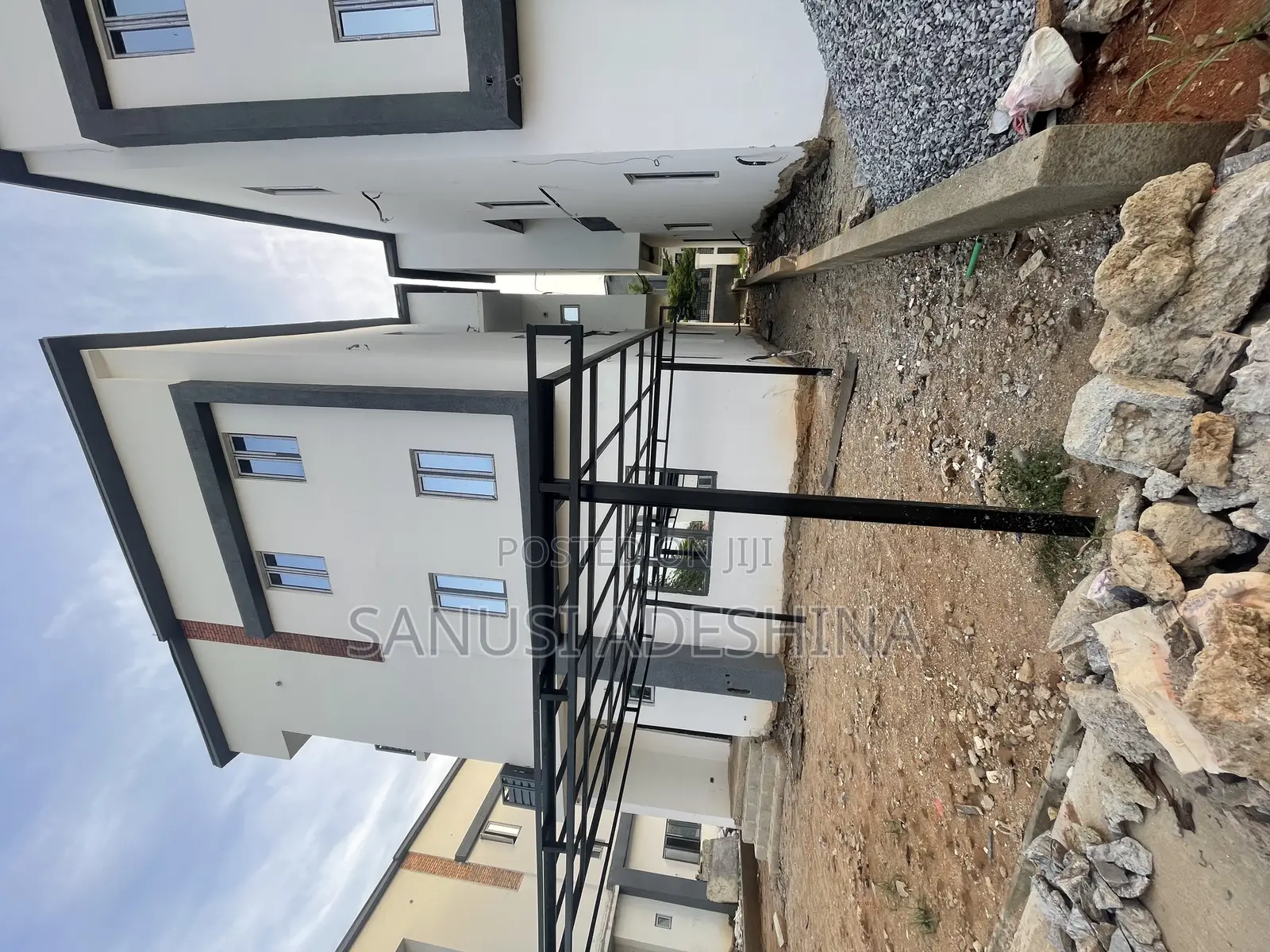 5bdrm Chalet in Kado Before Gwarimpa for sale in Kaduna / Kaduna State