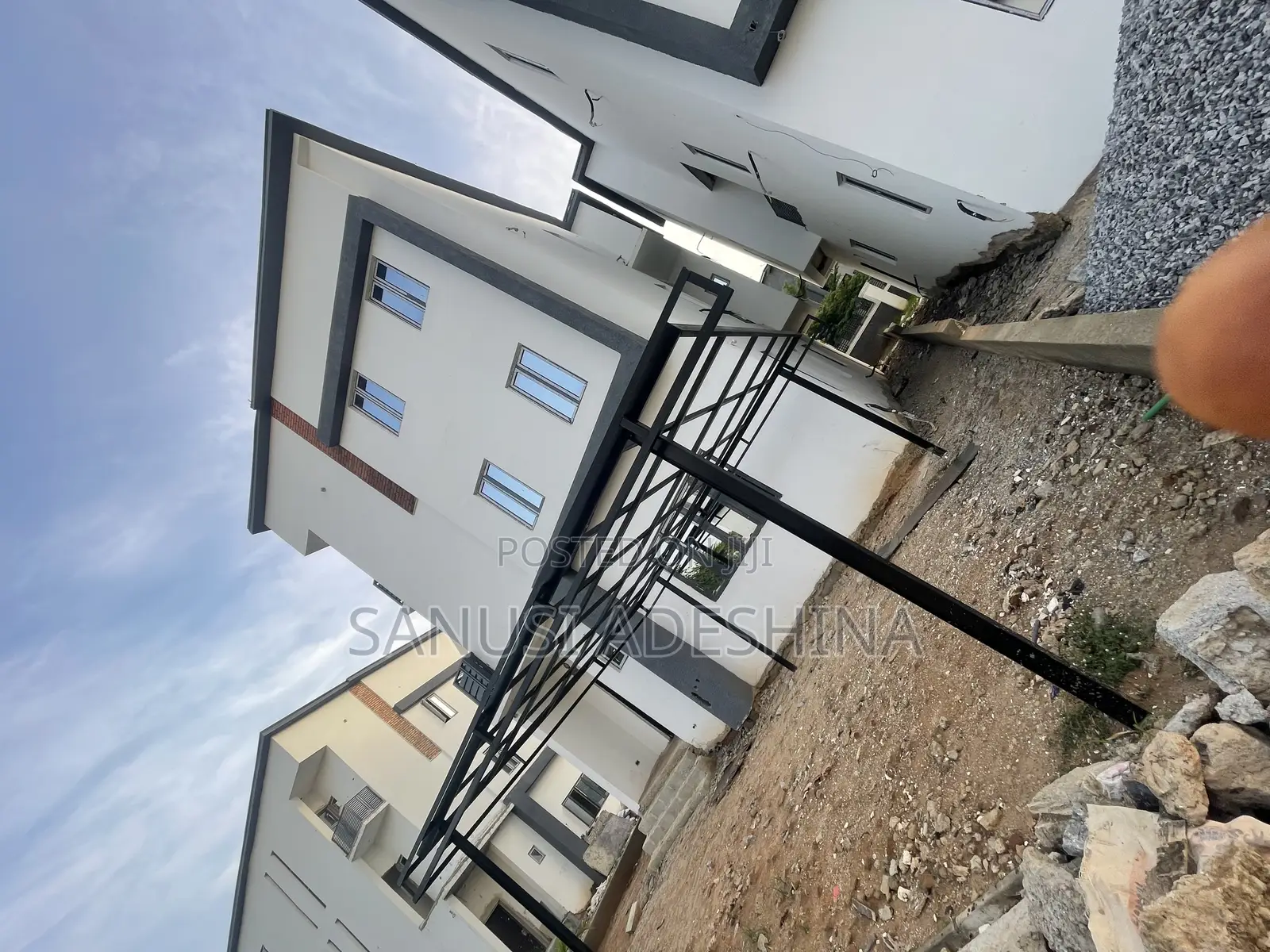 5bdrm Chalet in Kado Before Gwarimpa for sale in Kaduna / Kaduna State