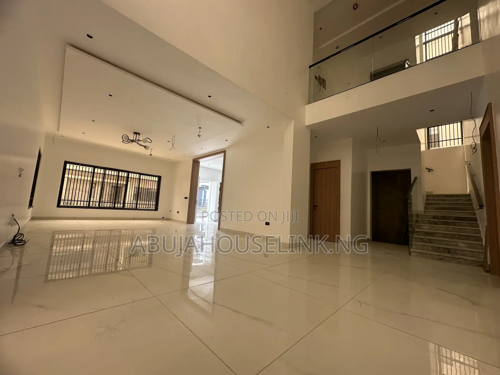 6bdrm Duplex in Guzape Main Abuja for sale in Guzape District