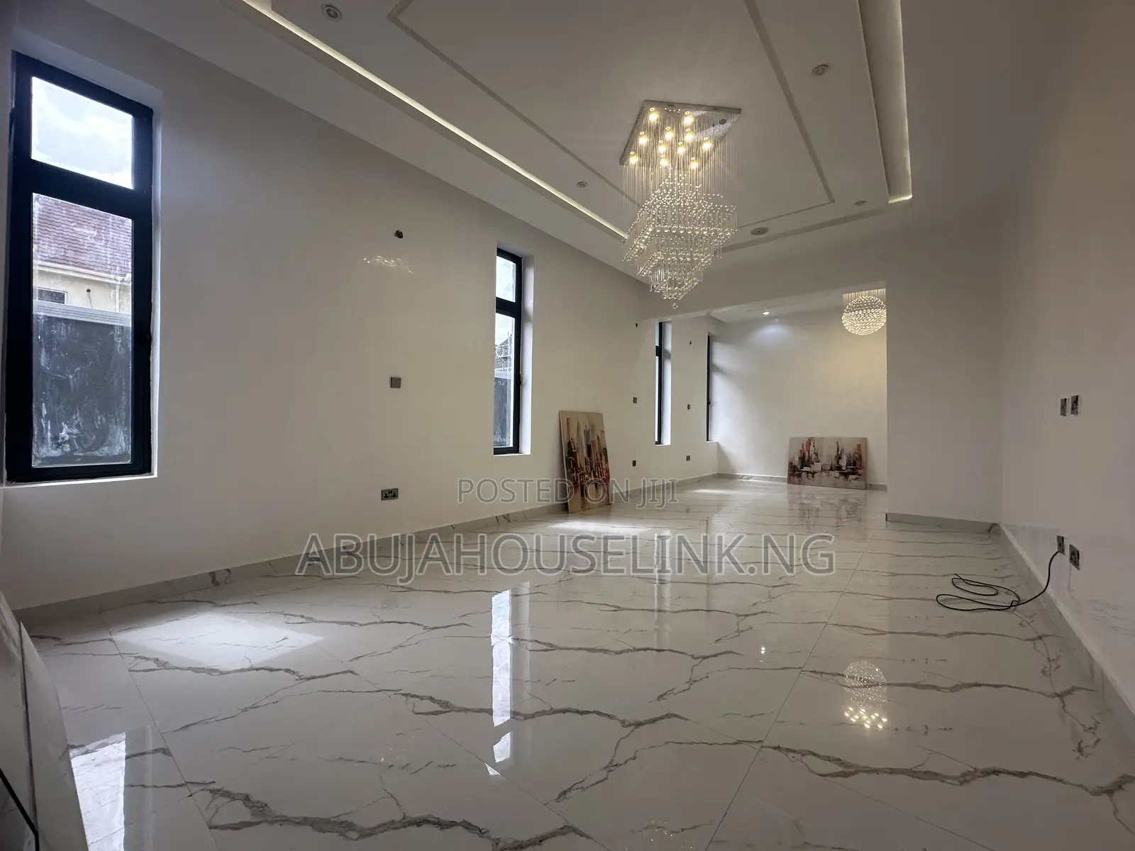 5bdrm Duplex in Apo Resettlement for sale in Apo Resettlement