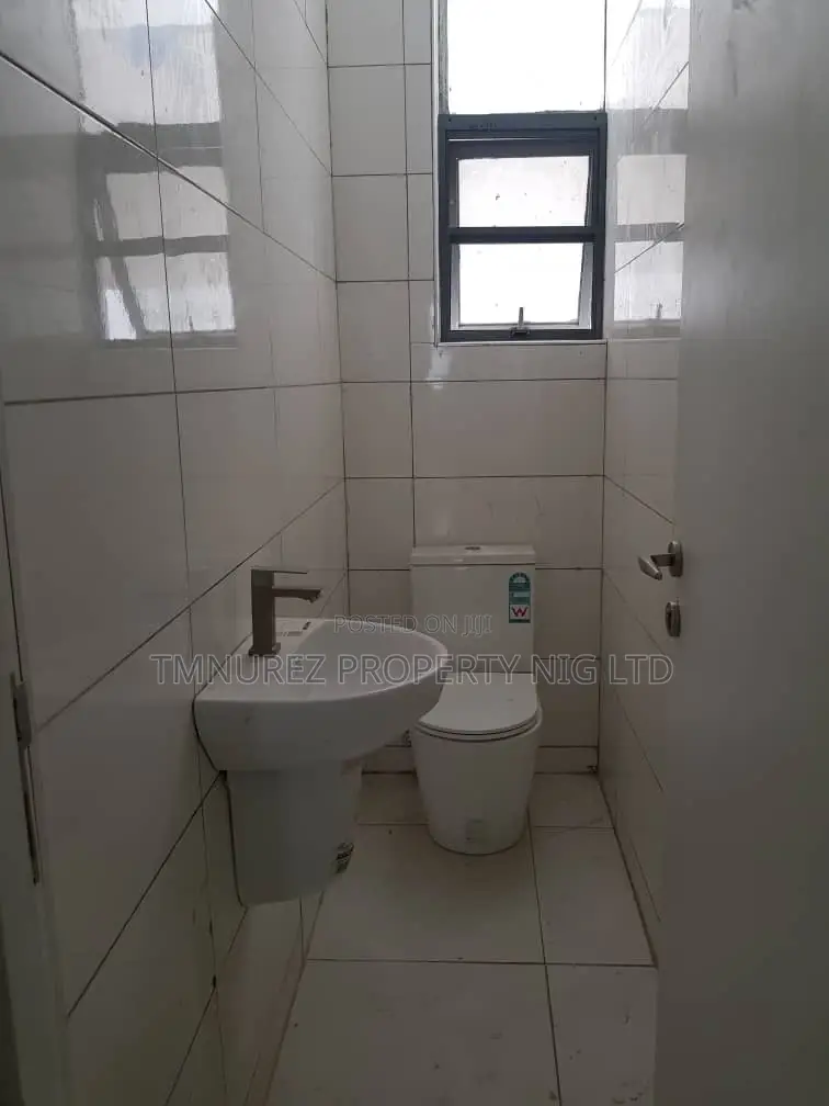 1bdrm Apartment in Ikate, Lekki for sale in Lekki